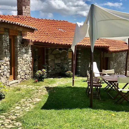 Alojamento de Turismo Rural Quinta Dos Carvalhos The Wine House Farm In Center Of - Capital Of The Douro *